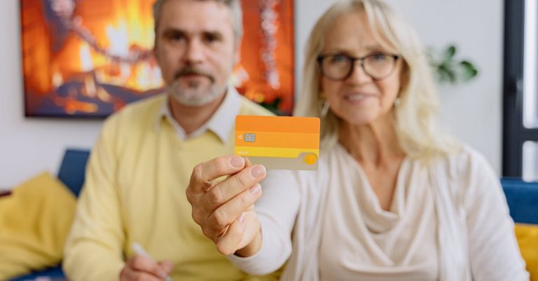 découvrez nos solutions efficaces de gestion de comptes pour optimiser la relation client et améliorer la performance de votre entreprise.