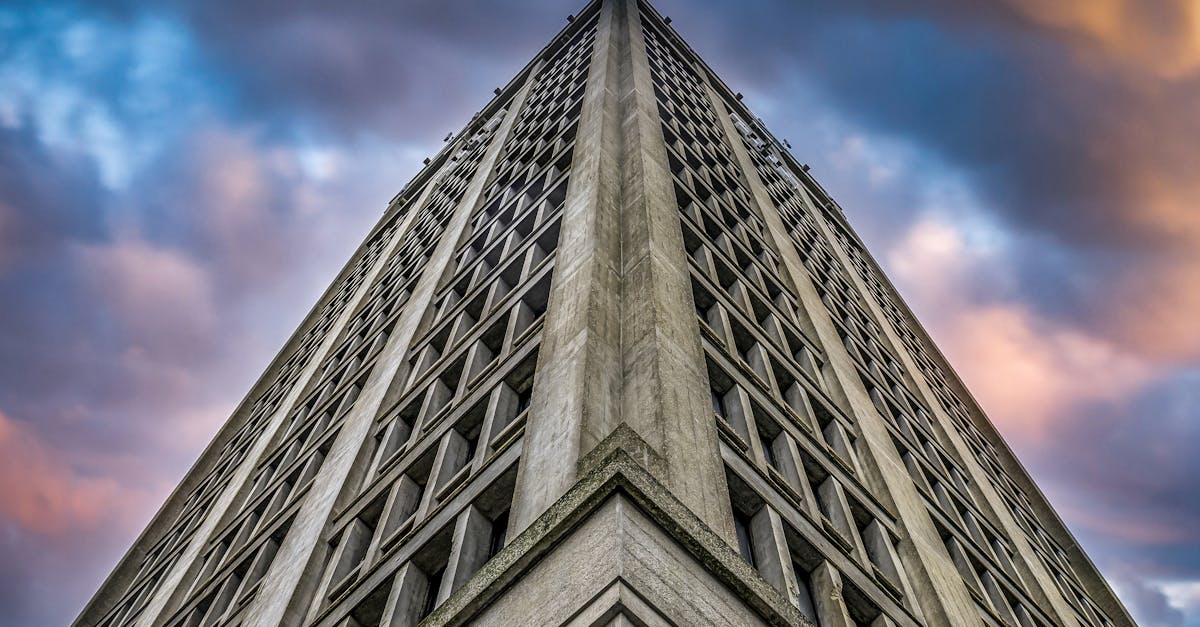 découvrez les opérations portuaires du havre, un hub majeur pour le commerce maritime en france, alliant efficacité et innovation.